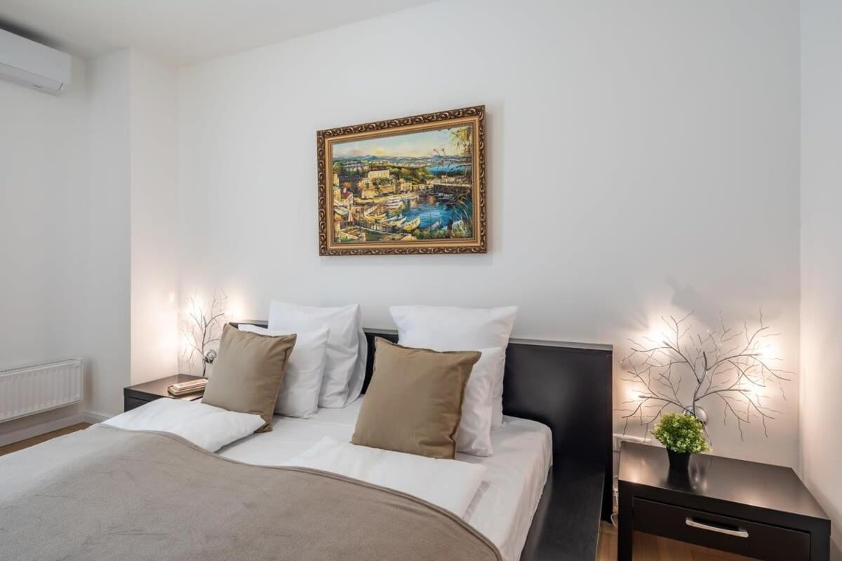 בודפשט Homey Apartment With Ac And Balcony מראה חיצוני תמונה